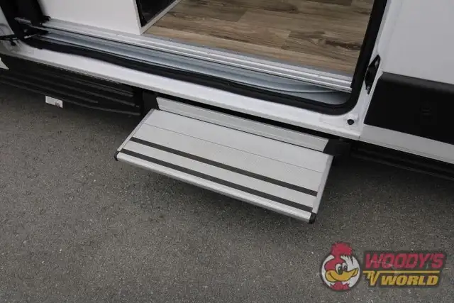 2025 WESTFALIA WAVE SKYLIGHT in RVs & Motorhomes in Abbotsford - Image 8