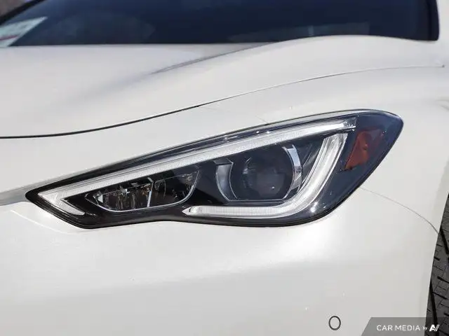 2022 INFINITI Q60 Red Sport I-LINE dans Autos et camions dans London - Image 14