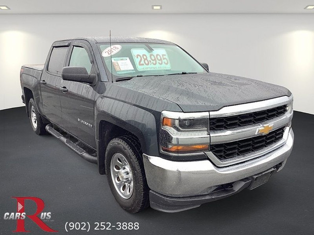 2018 Chevrolet Silverado 1500 4x4 Work Truck 4dr Crew Cab 5.8 ft in Cars & Trucks in Bedford - Image 3