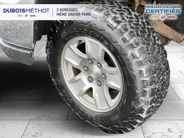 2017 Chevrolet Silverado 1500 LT, V8 5.3L, CREW, 4X4, 6 PLACES,  in Cars & Trucks in Victoriaville - Image 2