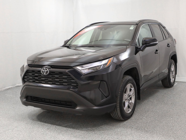 2023 Toyota RAV4 XLE CARPLAY, ANDROID, SIÈGES ET VOLANT CHAUFFAN in Cars & Trucks in Longueuil / South Shore