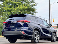 Toyota Highlander XLE AWD - 8 Passenger - Blue Exterior on Black Interior - Carfax Verified - No Acc... (image 4)