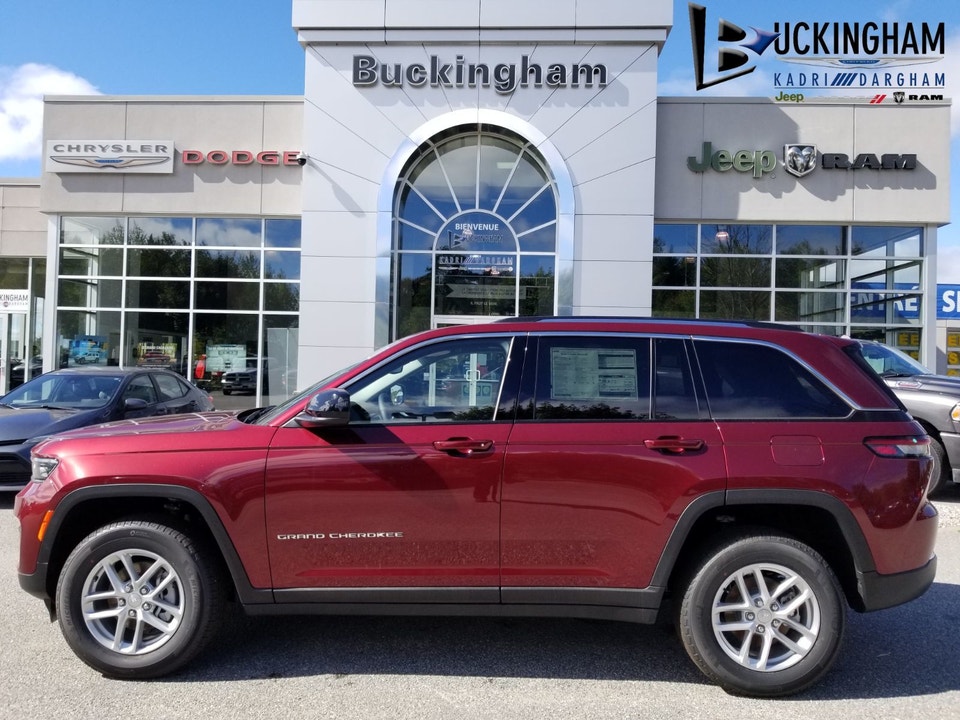 2022 Jeep Grand Cherokee LAREDO