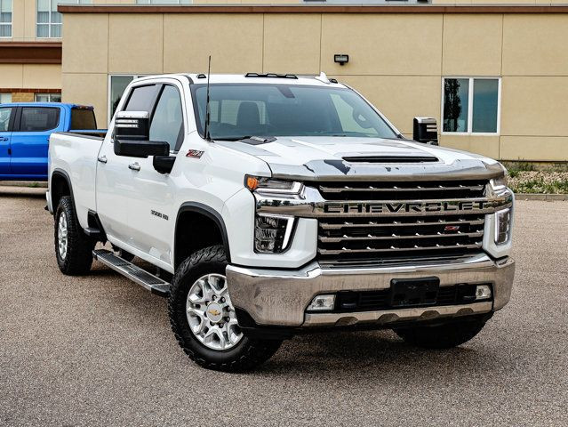 2021 Chevrolet Silverado 3500HD LTZ 6.6L in Cars & Trucks in Strathcona County - Image 2