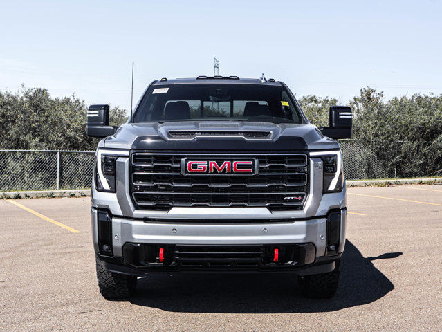 2025 GMC Sierra 3500HD AT4 in Cars & Trucks in Strathcona County - Image 3