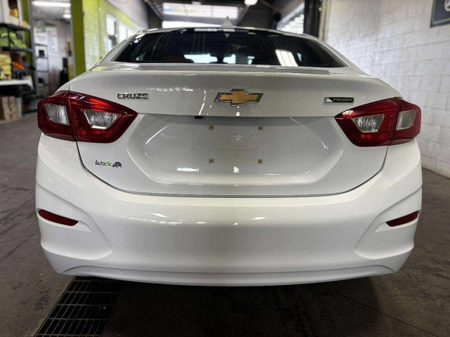 2016 Chevrolet Cruze 4dr Sdn Auto Premier, Cuir, Cam de recul in Cars & Trucks in Laval / North Shore - Image 4
