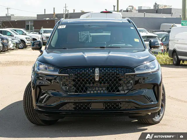 2025 Lincoln Aviator Reserve in Cars & Trucks in Edmonton - Image 3