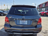 2013 GLK250 is a diesel-powered luxury SUV with AWD, upscale styling, and excellent fuel efficiency.... (image 3)