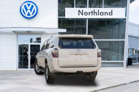 This Toyota 4Runner boasts a Regular Unleaded V-6 4.0 L/241 engine powering this Automatic transmiss... (image 5)