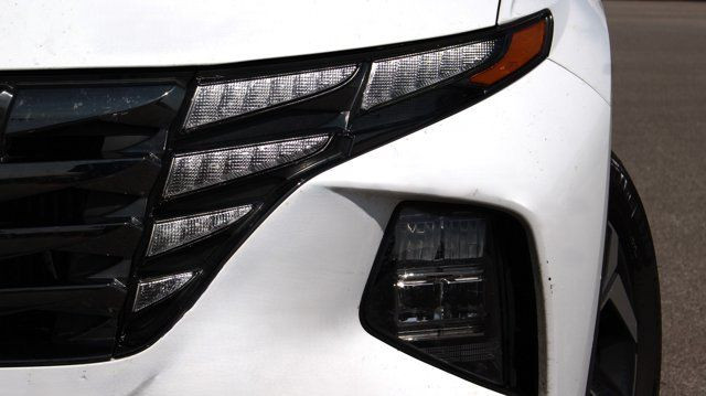 2024 Hyundai Tucson Hybrid Luxury in Cars & Trucks in Calgary - Image 3
