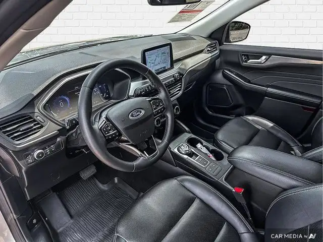 2022 Ford Escape Titanium Hybrid | Heated Seats | Remote Start in Cars & Trucks in Windsor Region - Image 18