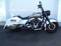  2005 Harley-Davidson ROAD KING Custome Financing Available