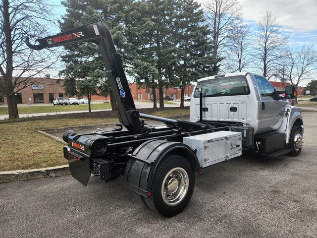  2019 Ford F-650 XR7 Rolloff, Hydraulic Brake, in Heavy Trucks in City of Montréal - Image 3