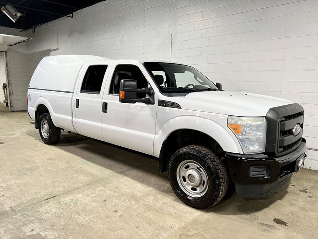 2011 Ford F-250 SD 8FT LONG BOX! 4X4! CREW CAB! ONE OWNER! in Cars & Trucks in Mississauga / Peel Region - Image 3