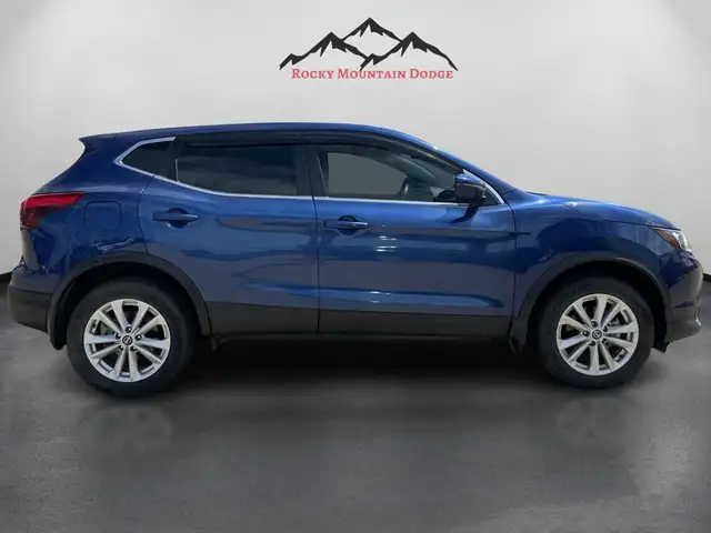 VERY LOW MILAGE 2019 NISSAN QASHQAI S ALL WHEEL DRIVE in Cars & Trucks in Red Deer - Image 7