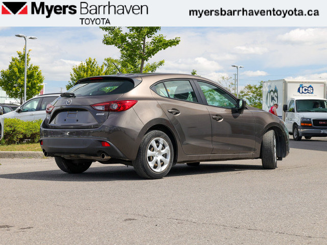 2015 Mazda Mazda3 GX - Bluetooth - $143 B/W in Cars & Trucks in Ottawa - Image 3