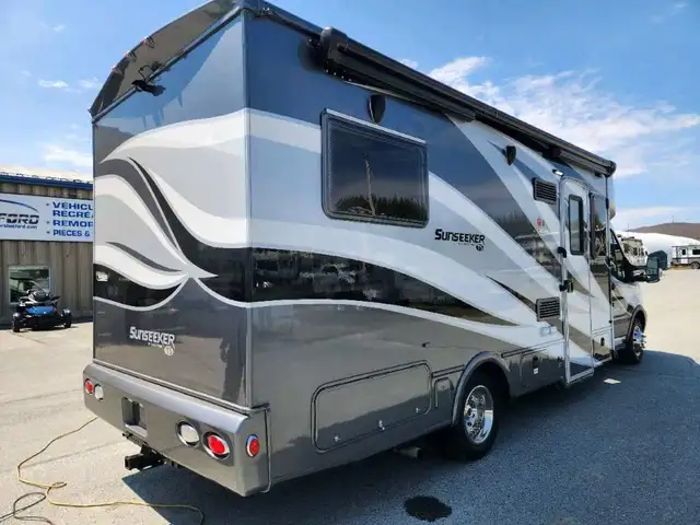2019 Forest River Sunseeker 2380TS in RVs & Motorhomes in Thetford Mines - Image 7