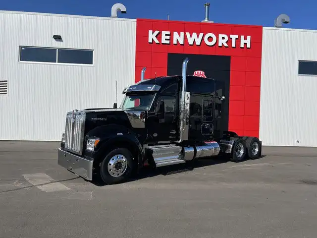 2025 Kenworth W990 in Heavy Trucks in Dartmouth - Image 2