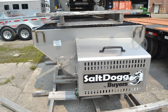 Salt Dogg 8' Stainless Steel Gas Sander in Heavy Equipment in Peterborough - Image 2