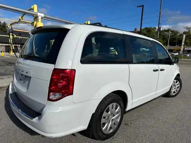 2018 DODGE GRAND CARAVAN * NO ACCIDENTS * V6 * MUST SEE NO ACCID in Cars & Trucks in Barrie - Image 4