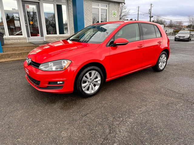 2017 Volkswagen Golf 1.8 TSI Trendline **SEULEMENT 89,240KM*A... in Cars & Trucks in Québec City