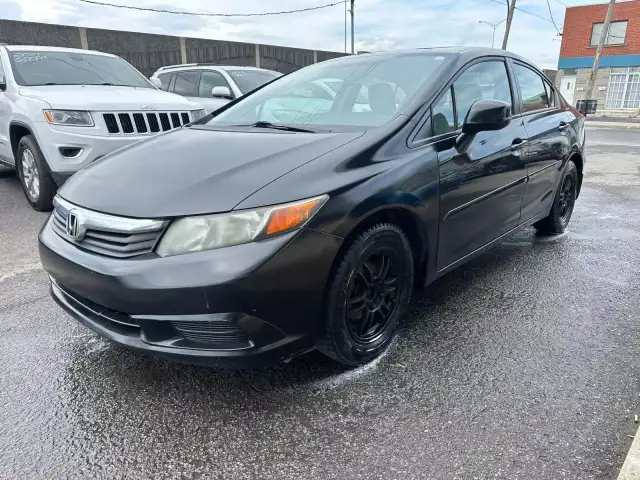 2012 HONDA Civic EX / AUTOMATIQUE / AIR CLIMATISER / TOIT OUVRAN in Cars & Trucks in City of Montréal - Image 3
