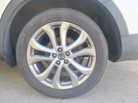 Engine: V6 Cylinder Engine 3.7L/227CI L/100Km City: 12.8 L/100Km Hwy: 9.0 Safety Equipment Tire pres... (image 8)