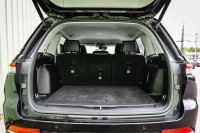 This 2022 Jeep Grand Cherokee is for sale today. This SUV has 98,159 kms. It's black in colour . It... (image 7)