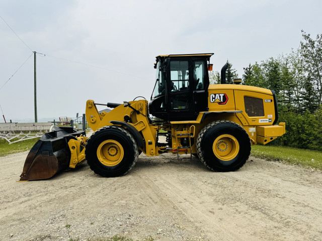 2018 CAT 924K in Heavy Equipment in Calgary - Image 2