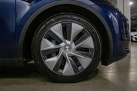 This Tesla Model Y has a dependable Electric engine powering this Automatic transmission. Window Gri... (image 4)