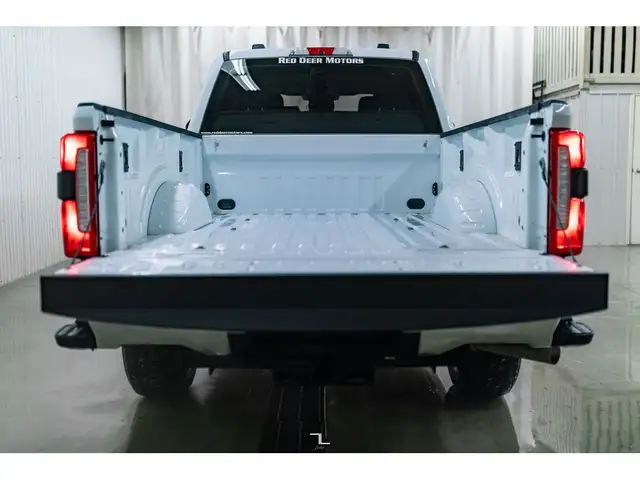 2023 Ford F-350 4x4 Crew Cab XL FX4 BCam in Cars & Trucks in Grande Prairie - Image 11