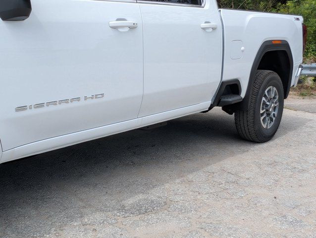 2025 GMC Sierra 2500HD SLE- X31 Offroad Pkg - Convenience Pkg in Cars & Trucks in Barrie - Image 4