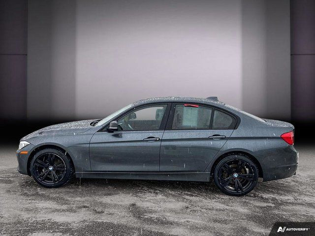 2015 BMW 3 Series 320i xDrive/ Mags/ Toit ouvrant/ Cuir Rouge in Cars & Trucks in Laval / North Shore - Image 4