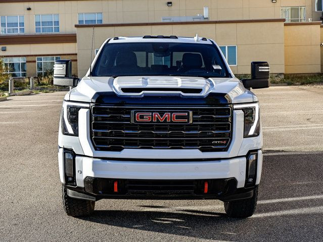 2024 GMC Sierra 2500HD AT4 6.6L in Cars & Trucks in Strathcona County - Image 3