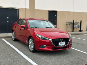 2017 Mazda 3 GT