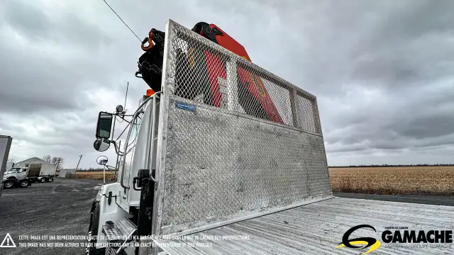 2019 WESTERN STAR 4700SB CRANE TRUCK WITH PLATFORM in Heavy Trucks in Chilliwack - Image 13