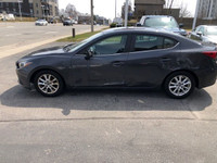 2015 MAZDA 3 GS AUTOMATIC 4 CYL ONLY 139000KM RUNS DRIVES GOOD - IT HAS BODY DAMAGE THAT IS WHY IT P... (image 3)