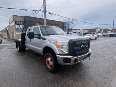  2013 Ford F-350 Dually Crew Cab Flat Bed 4WD