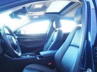 Eco. Sport. Sunroof. Heated Steering. Heated Seats. Safety Sensing. Back-up Cam. Bluetooth. Pandora.... (image 6)