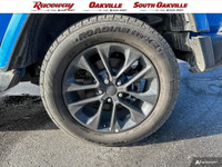 2024 JEEP WRANGLER SAHARA 4XE Hydro Blue Pearl Black Cloth Bucket Seats 2L Turbo Apple Carplay Googl... (image 5)