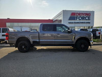 2024 Ford Super Duty F-250 SRW LARIAT 4WD Crew Cab 6.75' Box, 6.7L V8 Diesel, Leather heated/Ventila... (image 6)