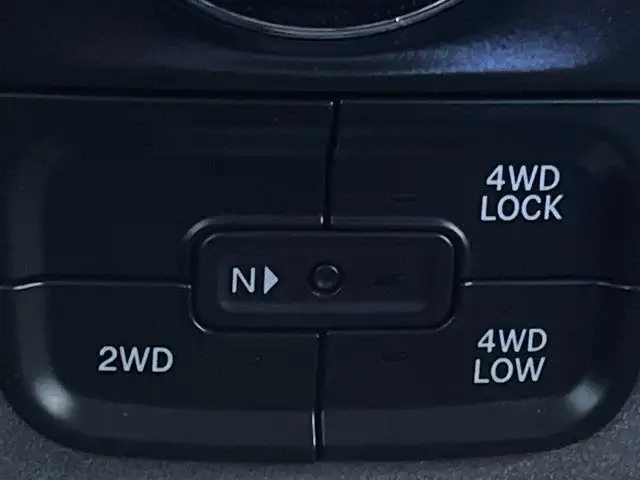 2023 Ram 1500 Classic Express | 4X4 | Backup Camera in Cars & Trucks in Prince George - Image 39