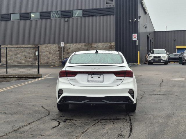 2024 Kia Forte GT-Line - 10.25 Multimedia w/ Nav | Sport Bucket in Cars & Trucks in Guelph - Image 4