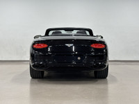La Bentley Continental GT Convertible V8 2020 combine luxe et performance avec un moteur V8 biturbo... (image 6)