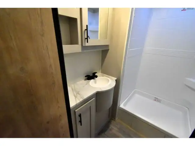 2024 Heartland Prowler 315SBH in RVs & Motorhomes in Laurentides - Image 24