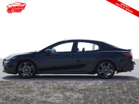 in.Check out this sleek 2025 Toyota Camry Hybrid XSE AWD! With only 4100 kms, this stylish sedan is... (image 6)