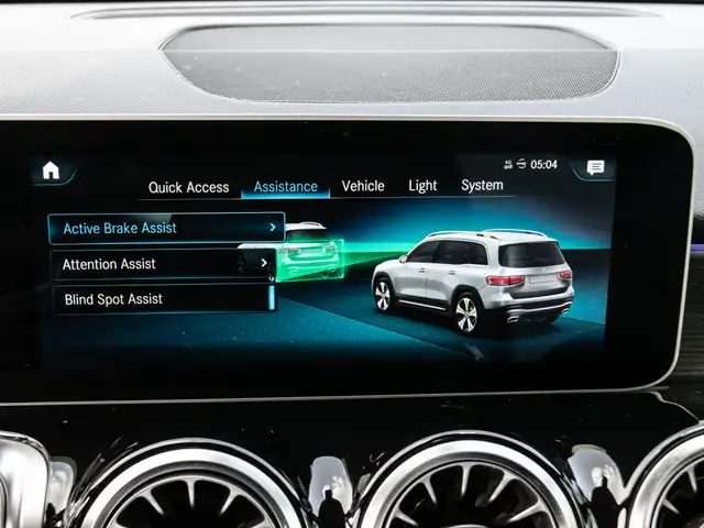 2021 Mercedes-Benz GLB 250 |AMG PKG|PANOROOF|HEATED SEATS|APPLE  in Cars & Trucks in City of Toronto - Image 29