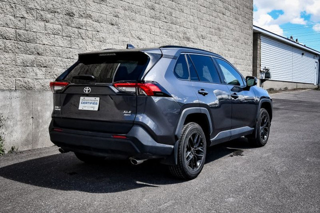 2023 Toyota RAV4 XLE • SUNROOF • POWER LIFTGATE • HEATED SEATS in Cars & Trucks in Ottawa - Image 2