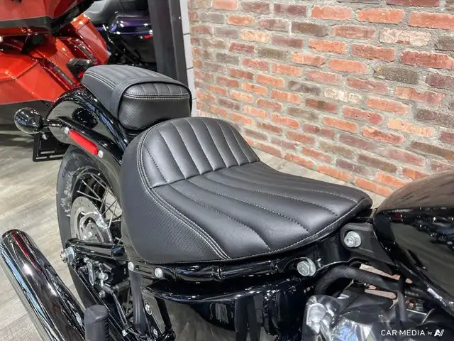 2025 Harley-Davidson FXBB - Street Bob FXBB STREET BOB in Street, Cruisers & Choppers in Calgary - Image 21