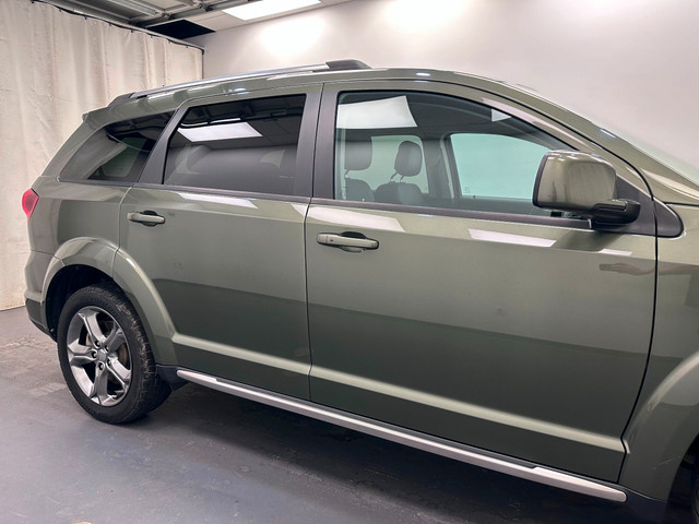 2017 Dodge Journey Crossroad Local Trade - No Accidents - One... in Cars & Trucks in Lethbridge - Image 4